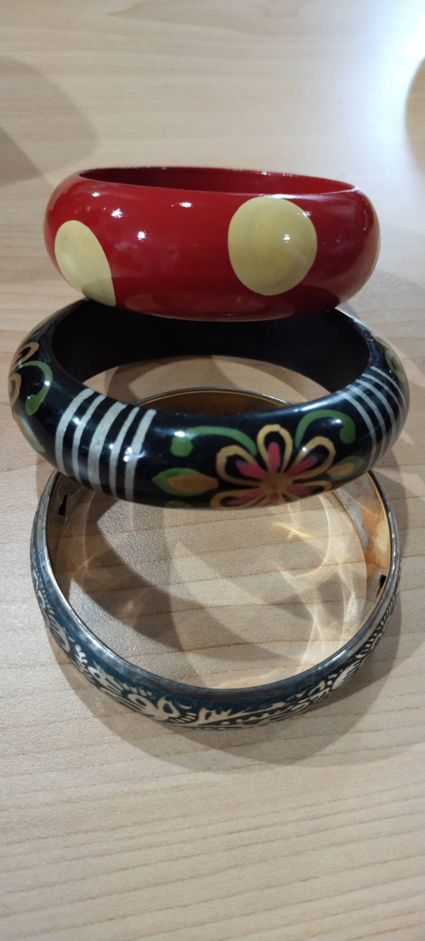 กำไลแขนงานไม้ คละแบบคละลาย ราคาส่ง