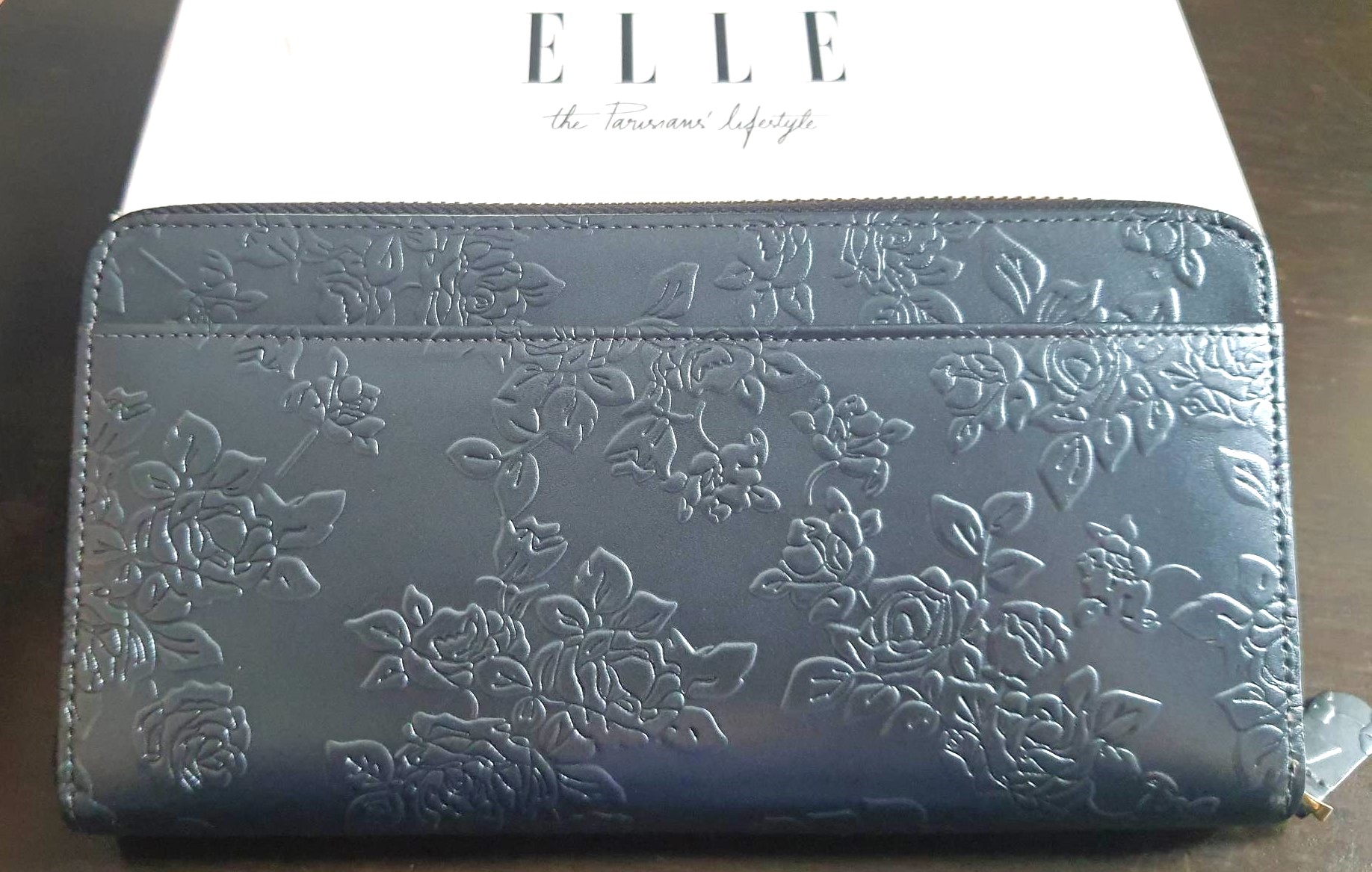 กระเป๋าสตางค์ ELLE เทาเมทาลิก ใหม่ แท้