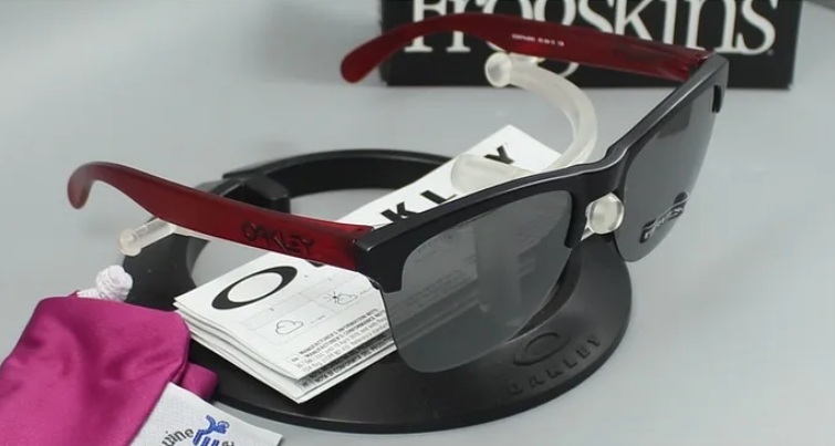 OAKLEY URBAN COLLECTION FROGSKINS LITE Matte Black / Trans Red w/ Prizm Black Iridium OO9374-2063
