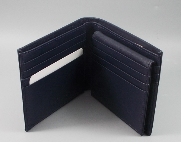 กระเป๋าสตางค์ Guy Larcohe กรม ใหม่ แท้