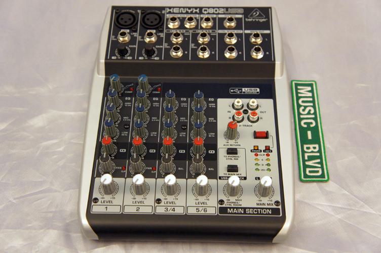 Behringer Xenyx Q802USB Mixer with USB