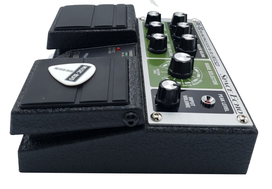 Boss RE-20 Space Echo Delay / Reverb Pedal
