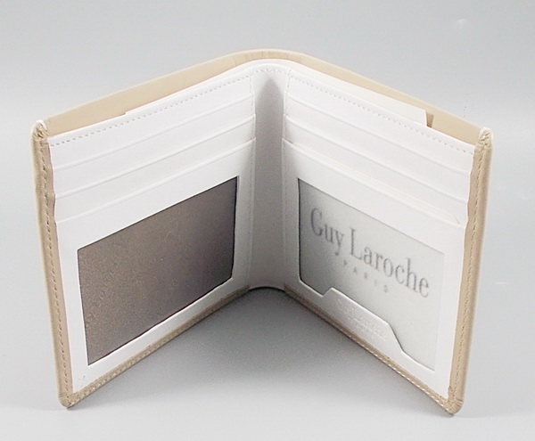 กระเป๋าสตางค์ Guy Laroche เบจ-ขาว ใหม่ แท้