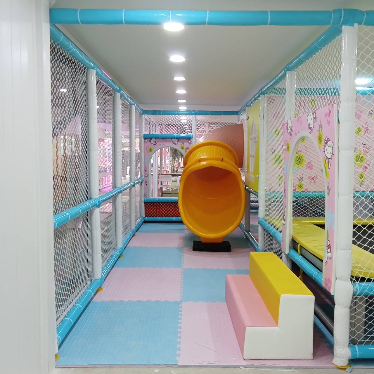 บ้านบอลเด็ก ชุดสนุกเด็กแสนหวาน บ่อบอลพร้อมสไลเดอร์และของเล่นมากมาย นุ่มนิ่ม softplay สวนสนุก เครื่องเล่นสนามในร่ม indoorplayground รับสั่งทำบ้านบอลตามธีมสีและขนาดตามพื้นที่ได้ pre order 30-45 วัน