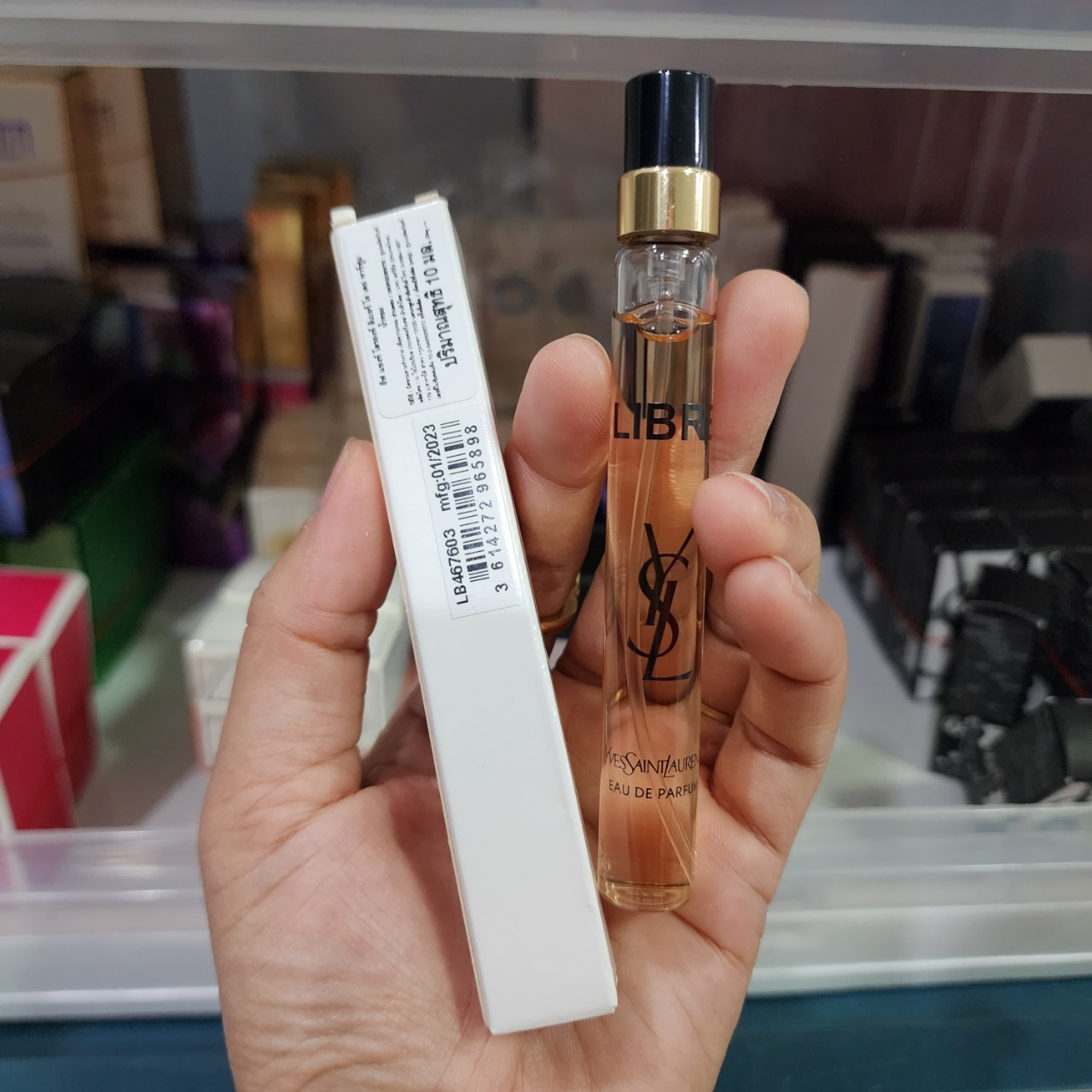 น้ำหอมจิ๋วมินิ Yves Saint Laurent Ysl Libre EDP 10ml สเปรย์ป้ายไทย ( Mini Perfume น้ำหอมขนาดพกพา)