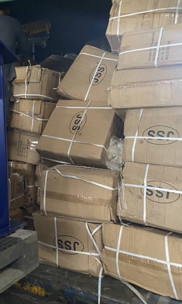 เกรียงฉาบปูนขนาด 24*9ซม.