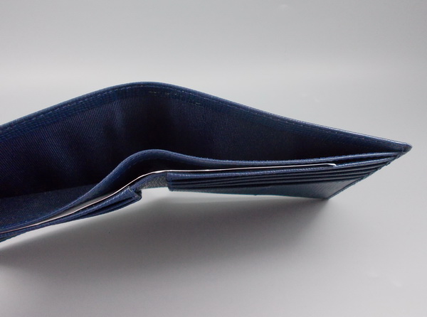 กระเป๋าสตางค์ Guy Laroche กรม ใหม่ แท้