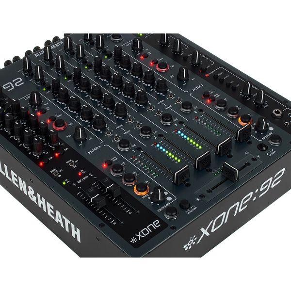 Allen & Heath XONE:92 MK2 Professional 4+2 Channel Analog DJ Mixer