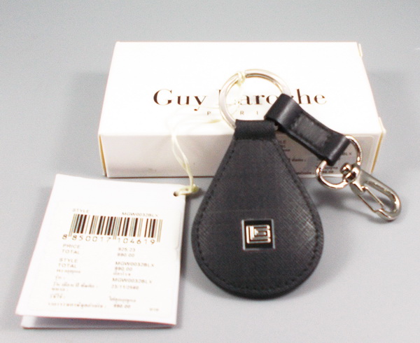 พวงกุญแจ Guy Laroche เทาเข้ม-ดำ ใหม่ แท้