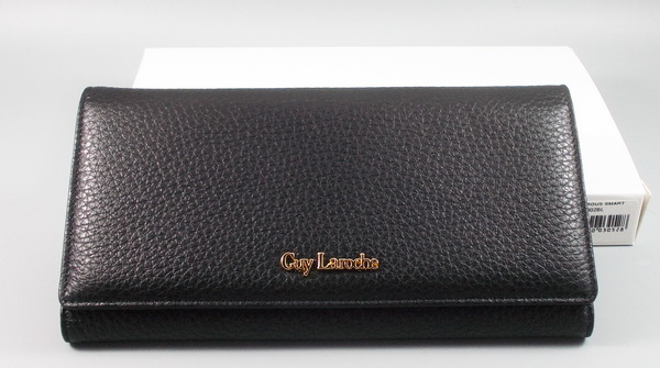 กระเป๋าสตางค์ Guy Laroche ดำ ใหม่ แท้