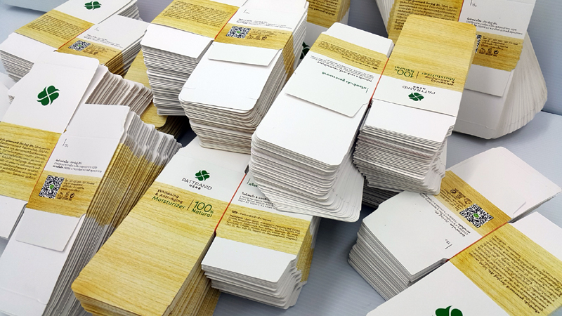 ผลิตกล่อง สำหรับบรรจุเครื่องสำอาง