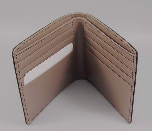 กระเป๋าสตางค์ Guy Laroche เทาทูโทน ใหม่ แท้