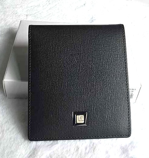 กระเป๋าสตางค์ Guy Laroche ดำ ใหม่ แท้