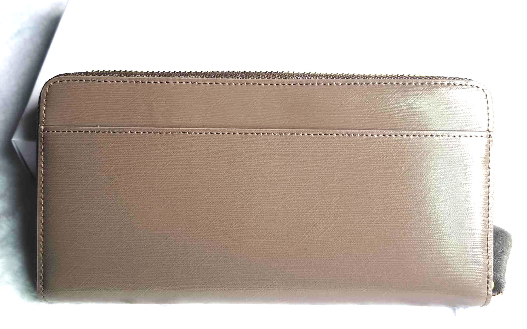 กระเป๋าสตางค์ Guy Laroche โอวัลติน ใหม่ แท้