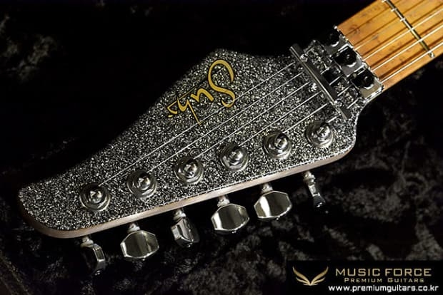 Suhr Classic HH Silver Sparkle w/5A Roasted Birdseye Maple Neck