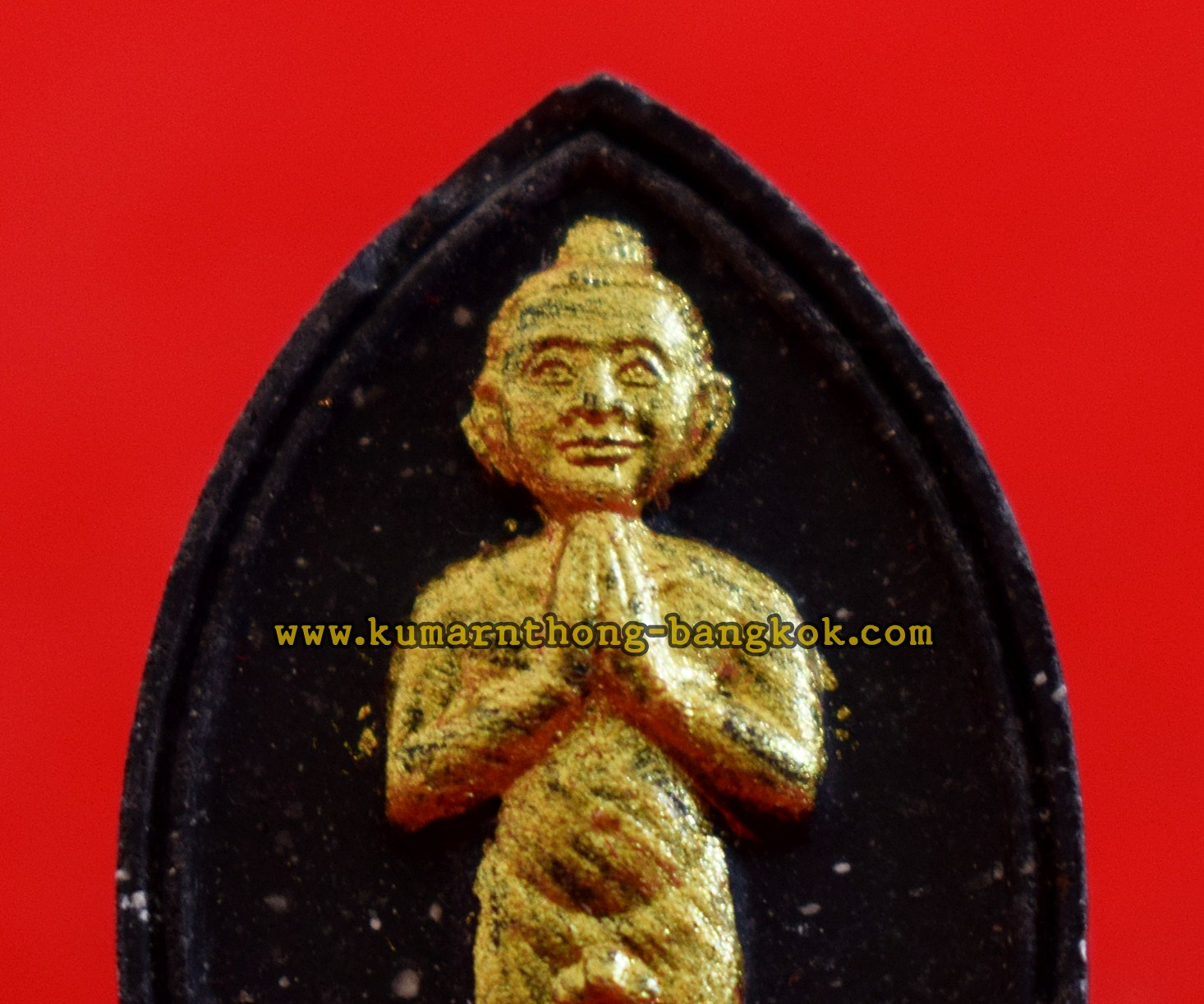ไอ้ไข่ ตาไข่ วัดเจดีย์ อ.สิชล จ.นครศรีธรรมราช เนื้อผงพุทธคุณ สีดำปัดทอง ขนาดพกพา ที่ระลึกกฐิน ปี 2559