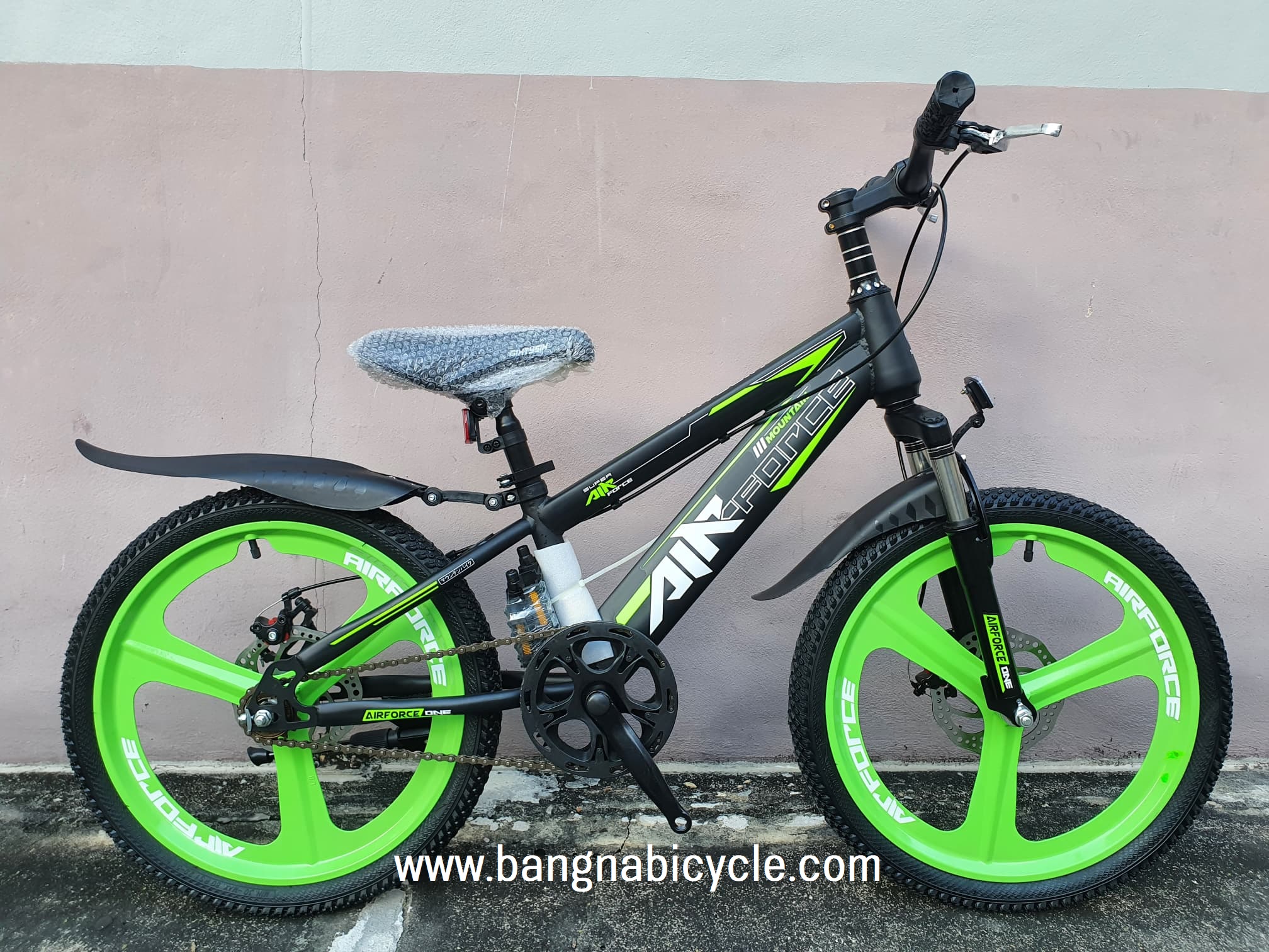 รถจักรยานเสือภูเขาเด็กโต AirForce 20 นิ้ว ล้อแม็กซ์อลูมิเนียม