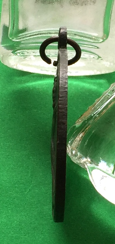 เหรียญ หลวงพ่อท่านคล้าย รุ่นพุทธาภิเษก ๒๐๐ปี ออกวัดโคกเมรุ อ.ฉวาง จ.นครศรีธรรมราช เนื้อทองแดงผสม พระแท้สวย สนใจโทรสอบถามที่ 0619783836.. 0805587175 ส่งEMSในประเทศฟรีคะ