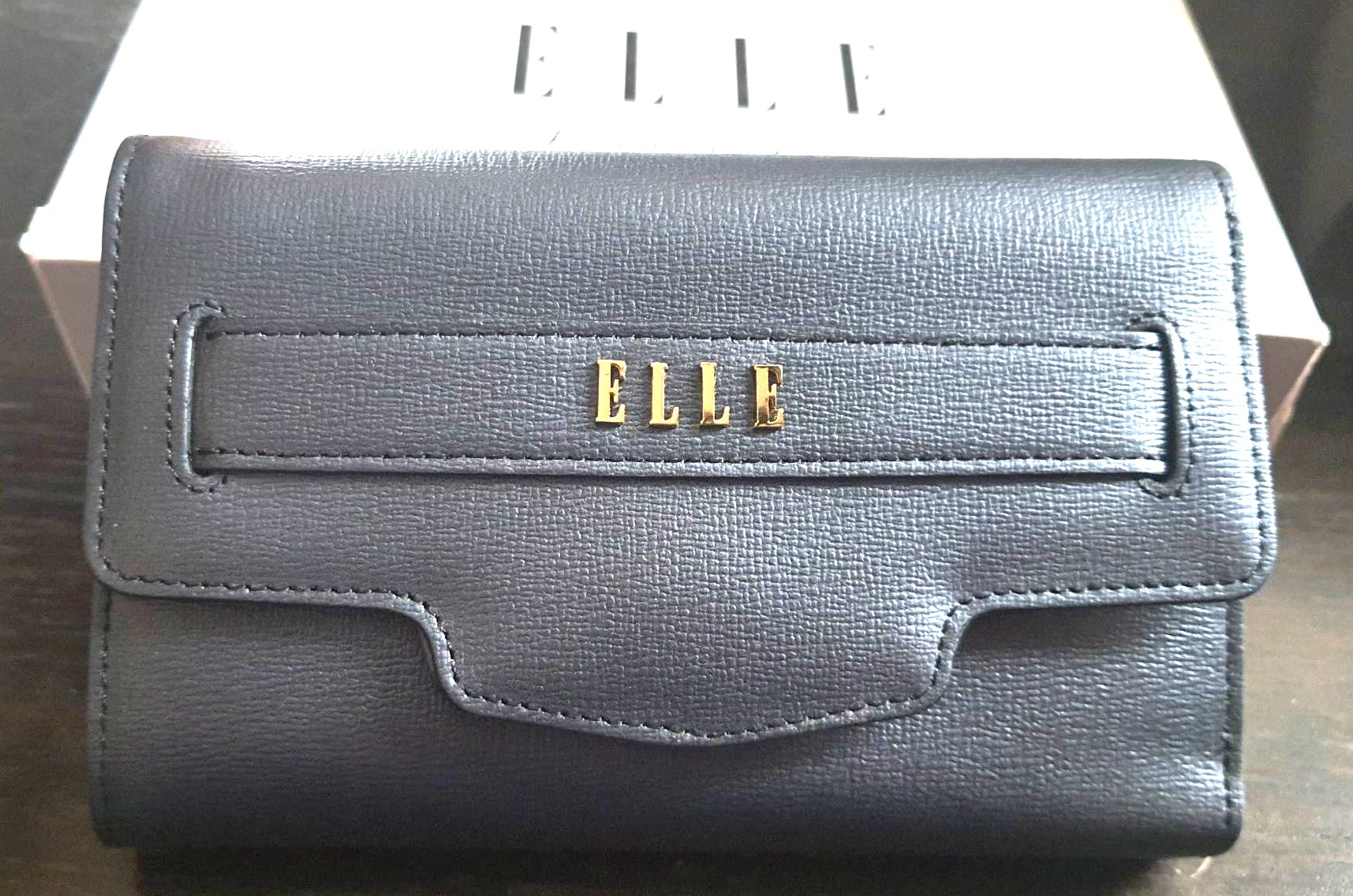 กระเป๋าสตางค์ ELLE เทาเมทาลิก ใหม่ แท้