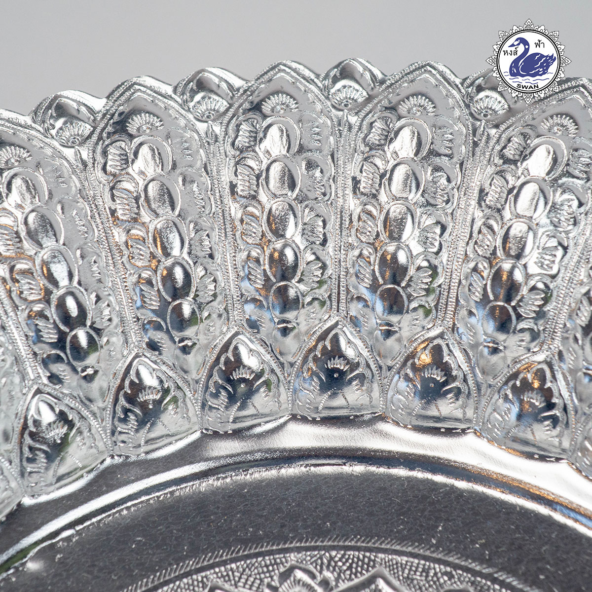 Aluminum Sliver Swan Pedestal 34 cm