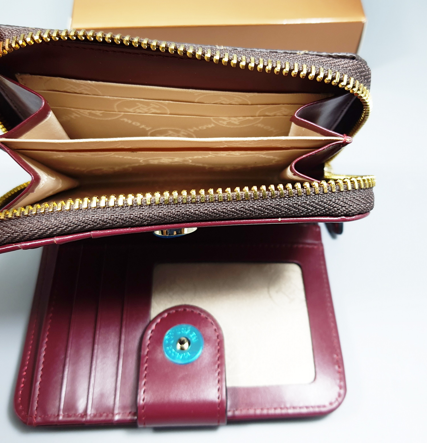 กระเป๋าสตางค์ HOW น้ำตาลไหม้ ใหม่ แท้