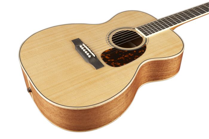 Larrivee LV-03E Mahogany Standard Series Cutaway Acoustic-Electric Guitar NaturalMahogany