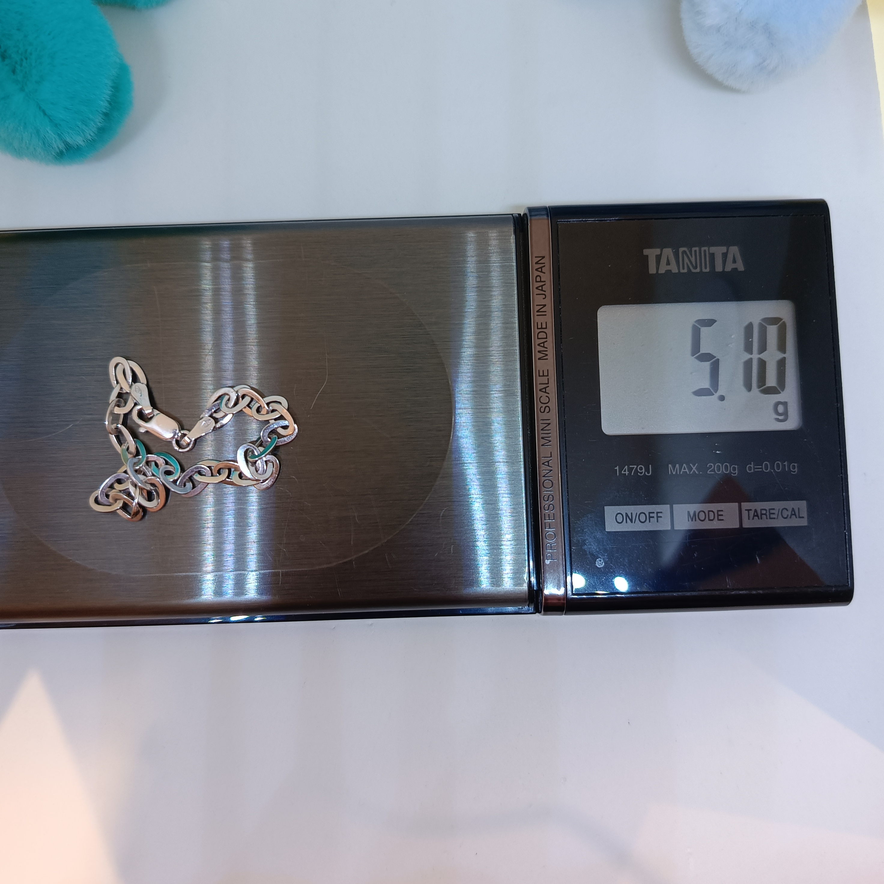 สร้อยข้อมือทอง18K สายตัน เป็นโซ่ห่วงเลข0 งานทองอิตาลี่ 18K ประทับตรา750