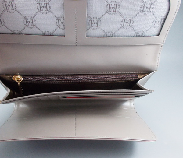 กระเป๋าสตางค์ ELLE เทา-เบจ ใหม่ แท้