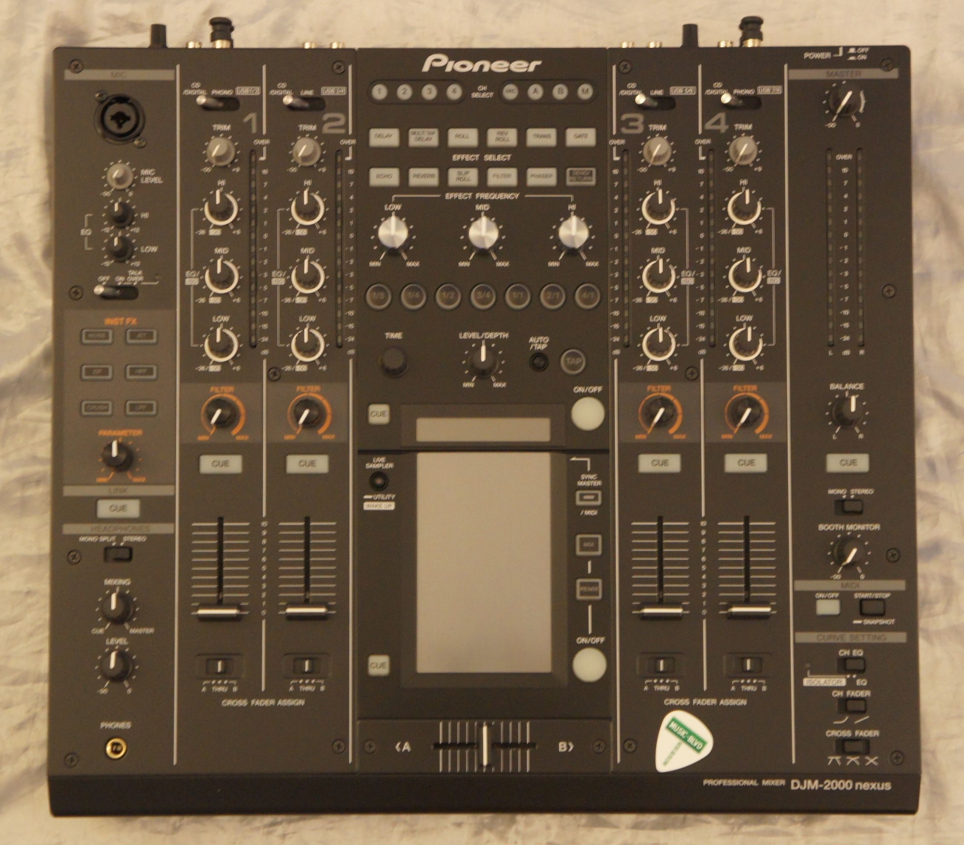 Pioneer DJM-2000 Professional DJ Mixer