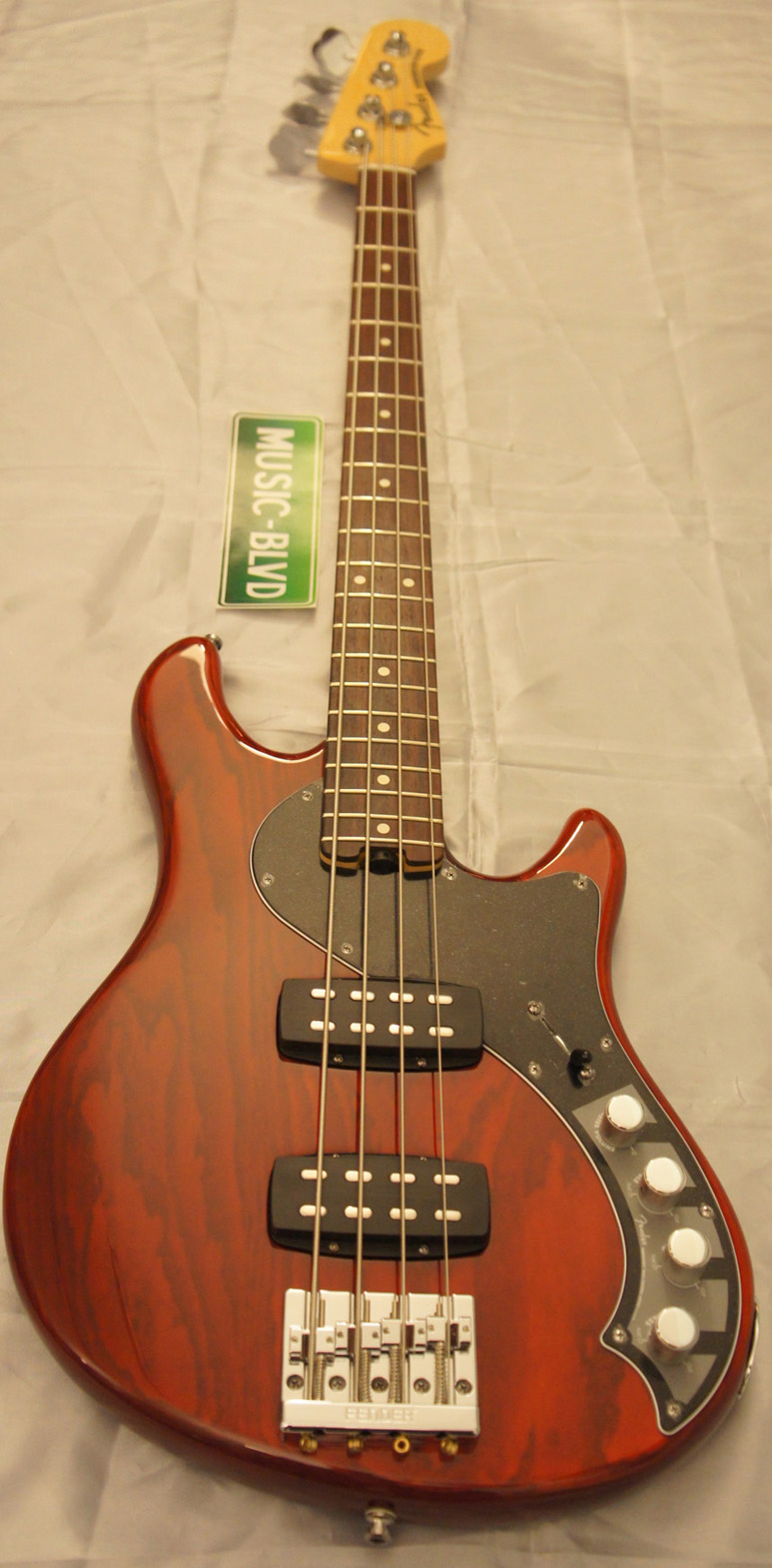 Fender American Deluxe Dimension Bass IV HH Electric Bass