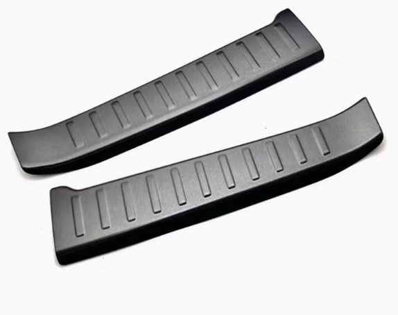 แต่งขอบประตูท้าย สครับเพรตประตูท้าย ของแต่งรถ Nissan SERENA e-POWER นิสสันเซเรน่า MPV