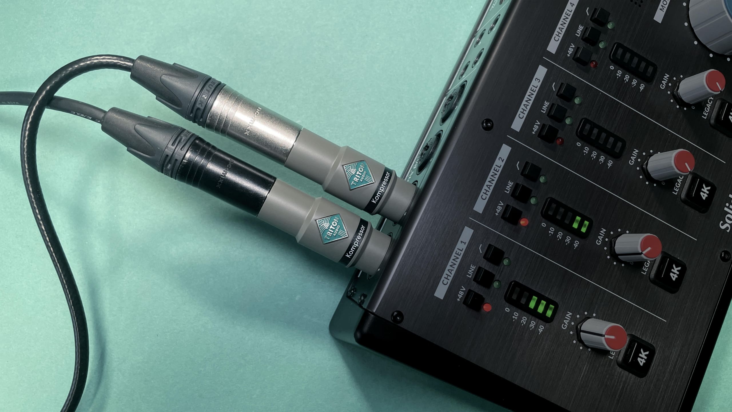 TRITON AUDIO Kompressor Phantom-Powered In-Line Analog FET-OPTO Compressor