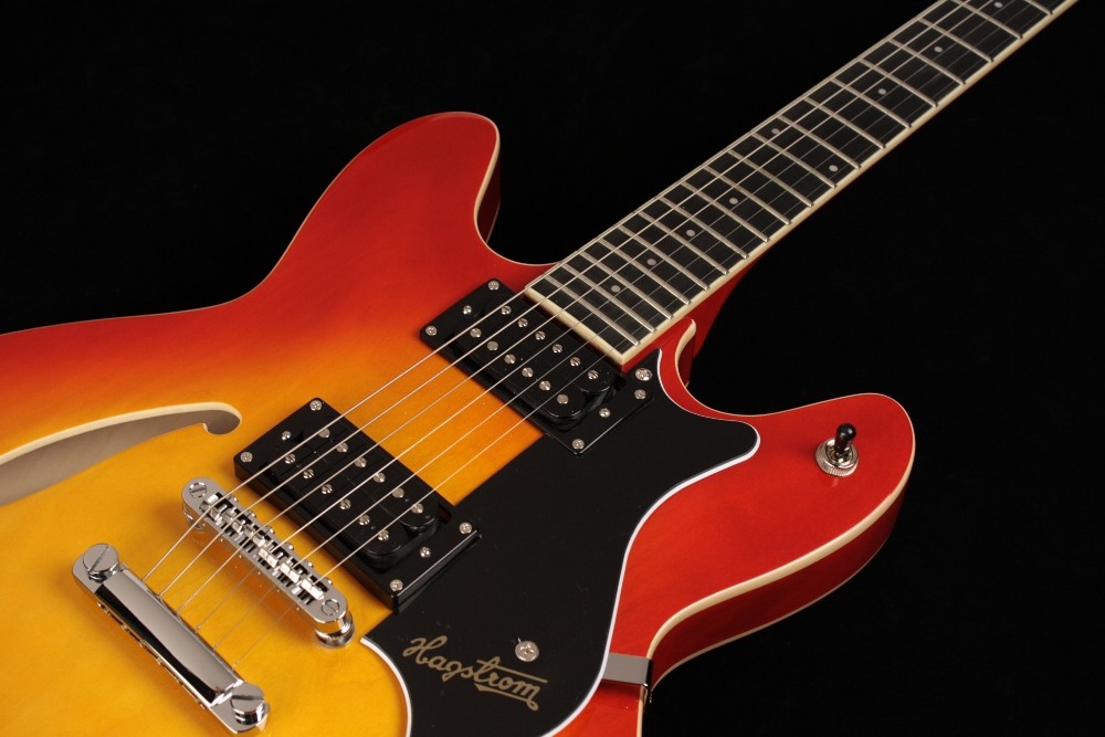 Hagstrom Viking II - Cherry Sunburst
