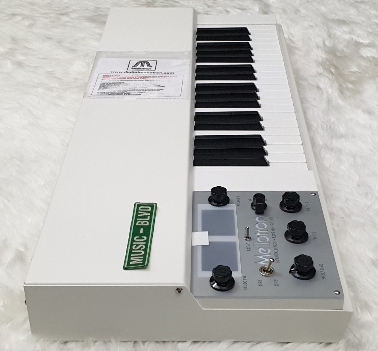 MELLOTRON M4000D MINI - WHITE