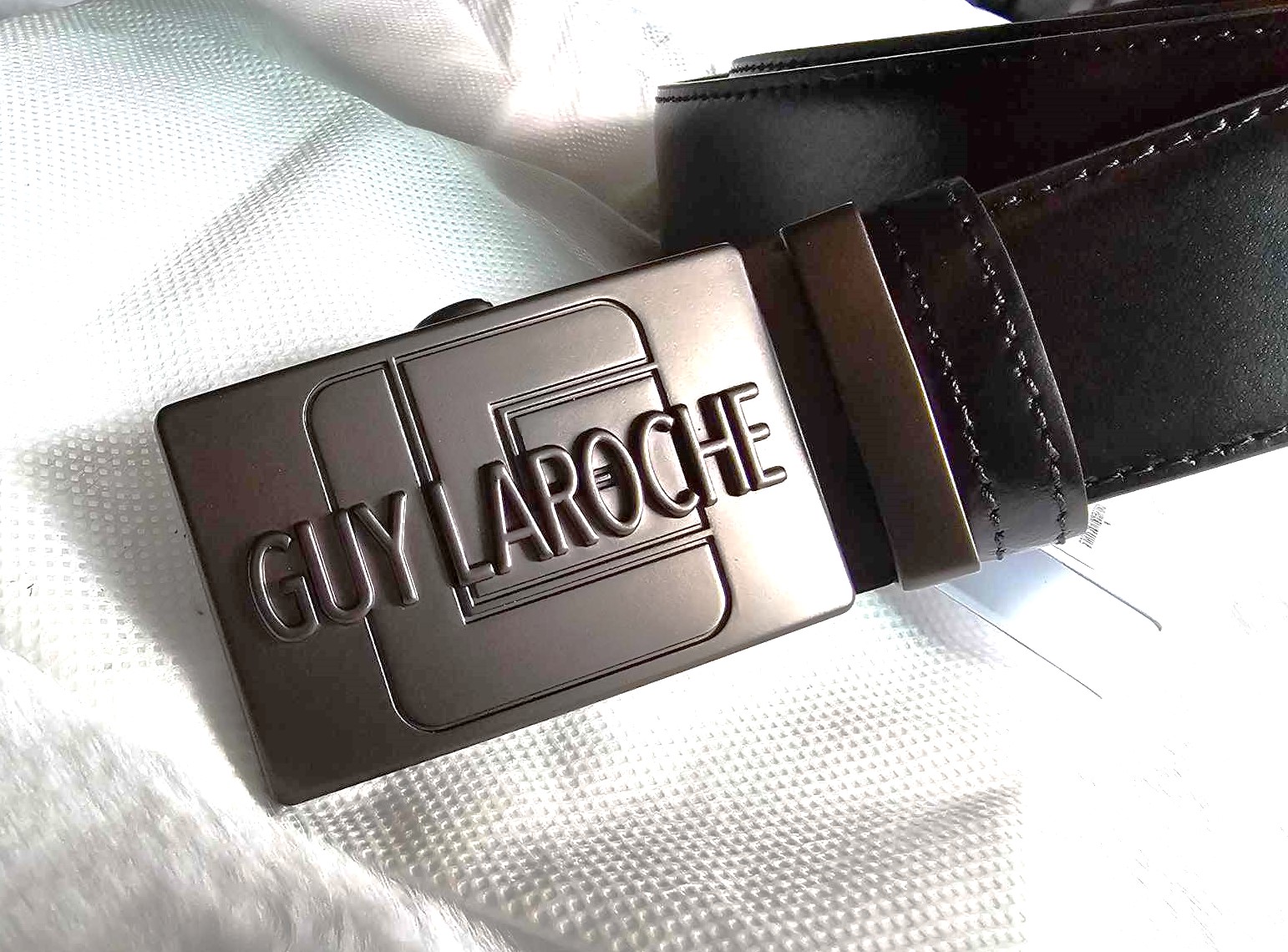 เข็มขัดสุภาพบุรุษ Guy Laroche ดำ ใหม่ แท้