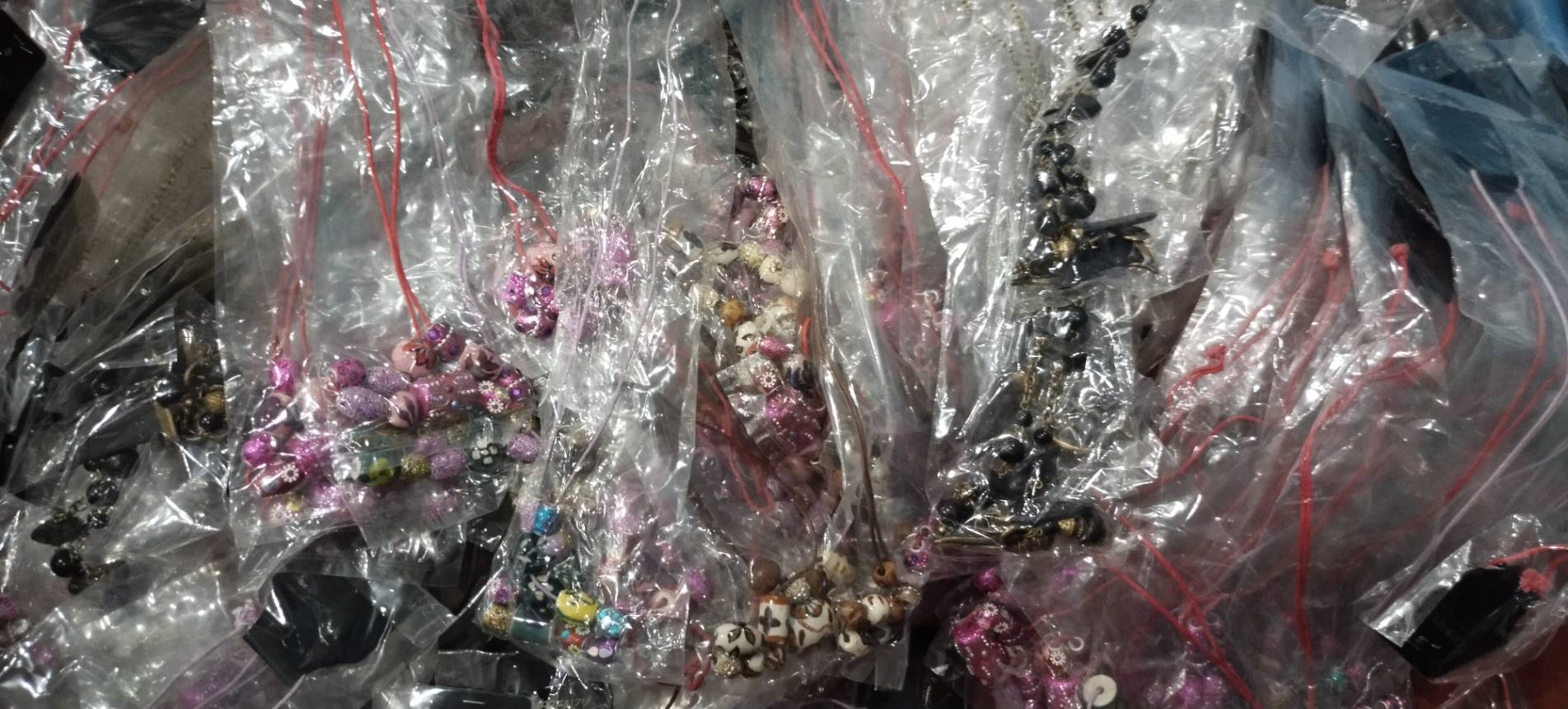 เครื่องประดับ แฟชั่น จัดส่งคละแบบ