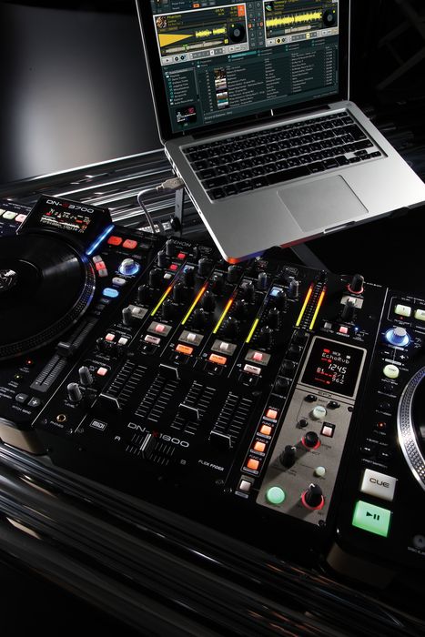 Denon DN-X1600 4-Channel Digital DJ Mixer