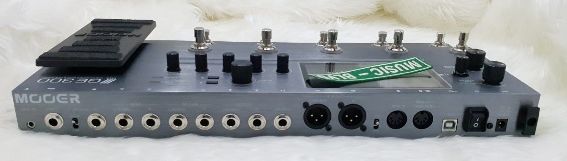 Mooer GE300 Guitar Multi-Effects