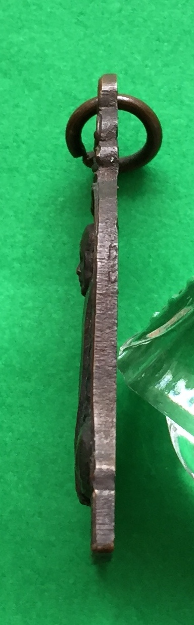 เหรียญ หลวงพ่อผาง จิตุตคุตุโต รุ่นที่ระลึกสร้างพระเจดีย์ วัดอุดมคงคาคีรีเขตต จ.ขอนแก่น ปี๒๕๑๙ เนื้อทองแดงรมดำ พระแท้สวย สนใจโทรสอบถามที่ 0619783836.. 0805587175 ส่งEMSในประเทศฟรีคะ