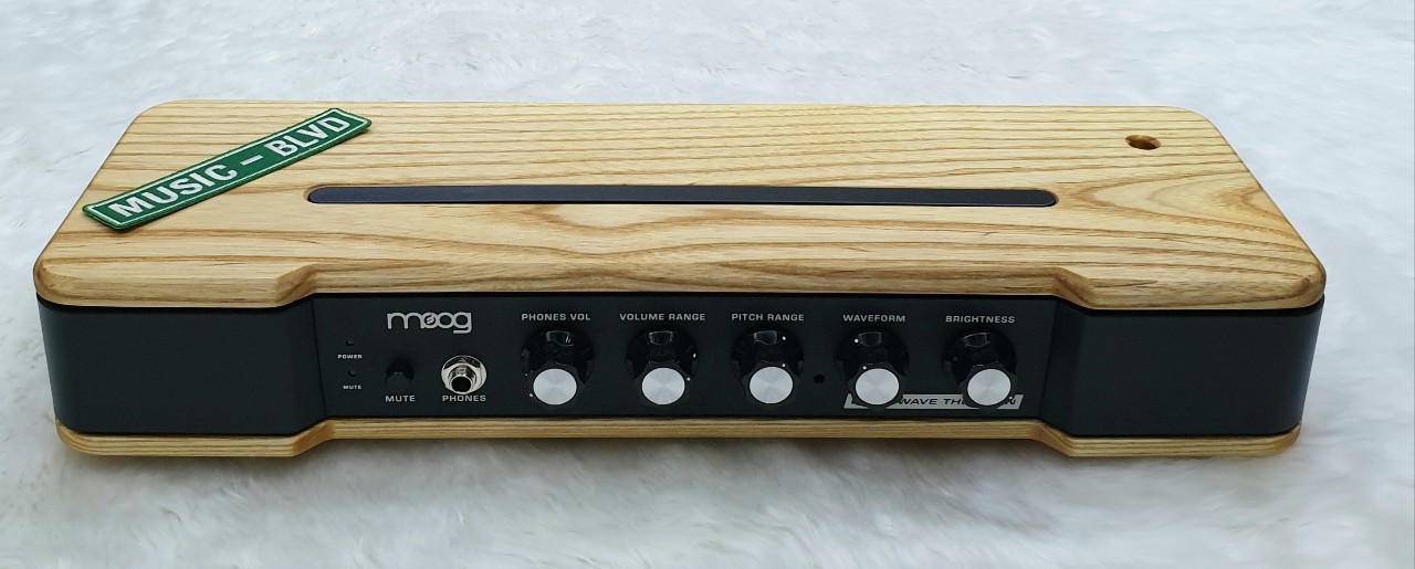 Moog Etherwave Theremin