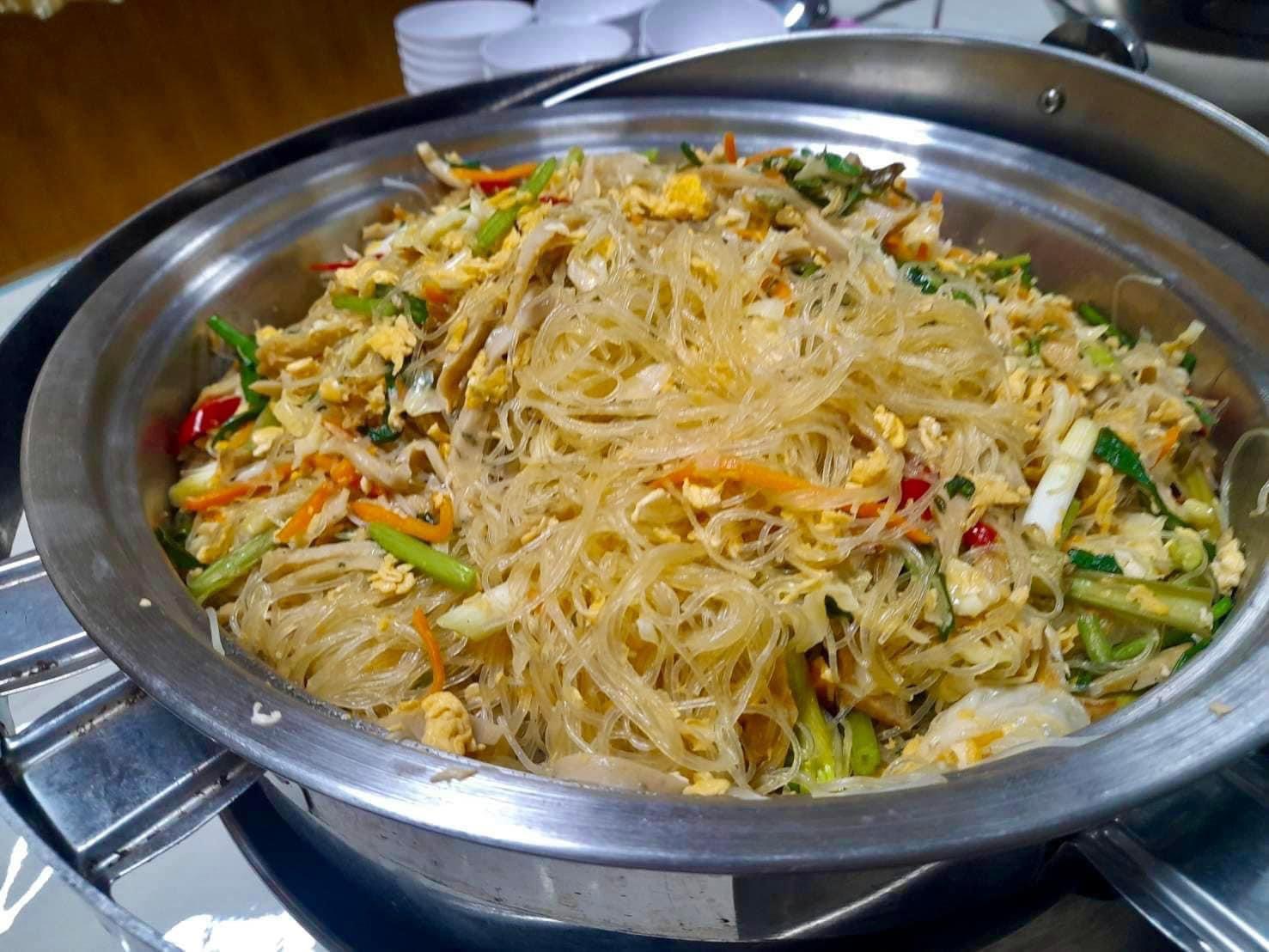 ผัดวุ้นเส้น