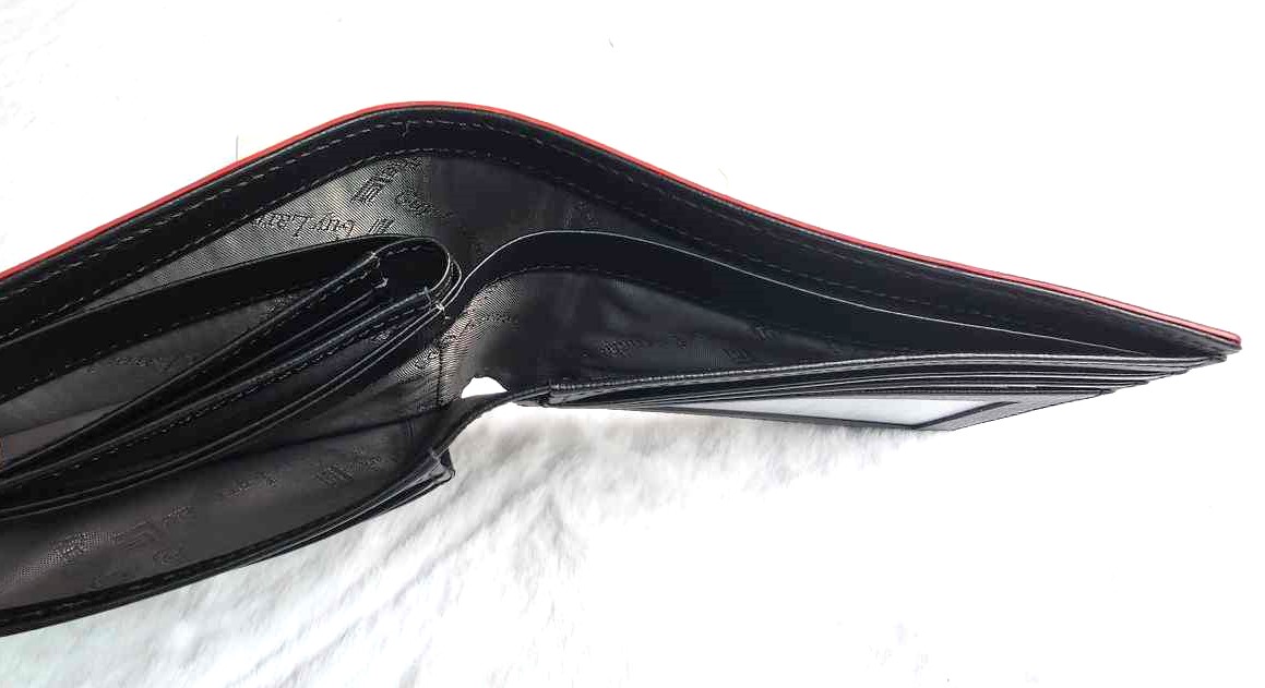 กระเป๋าสตางค์ Guy Laroche ดำ ขอบแดง ใหม่ แท้