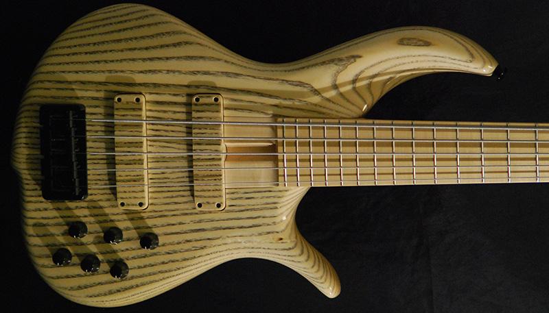 F Bass BN5 - NATURAL Maple