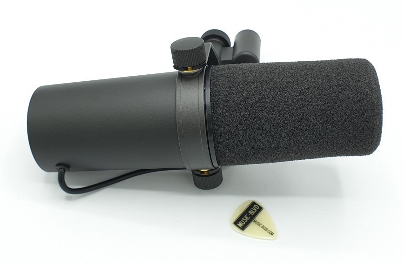 Shure SM7B Cardioid Dynamic Vocal Microphone