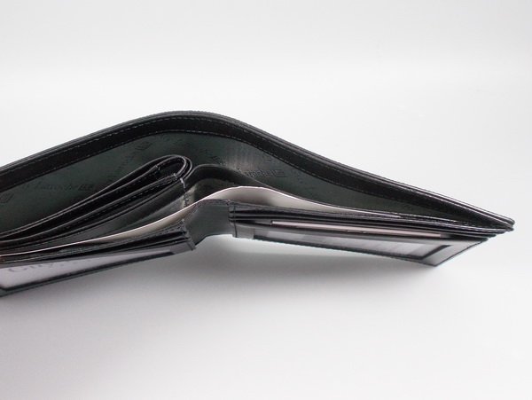 กระเป๋าสตางค์ Guy Laroche ดำ ใหม่ แท้