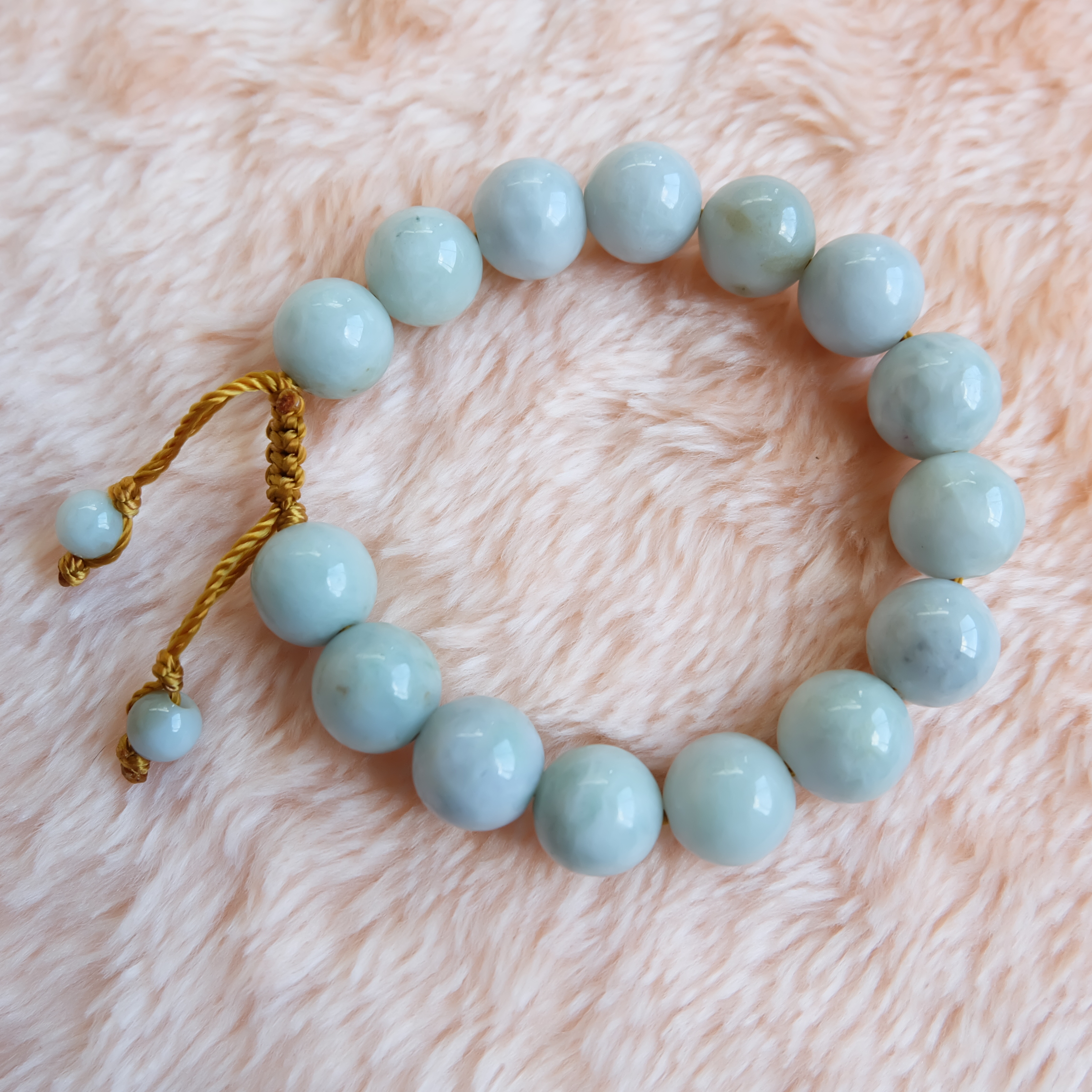 สร้อยข้อมือลูกปัดหยกแท้ 14 มิล หยกแท้ หยกพม่า หยกขาวเขียวอ่อน เชือกดึง รอบข้อมือ 17-22 ซม.