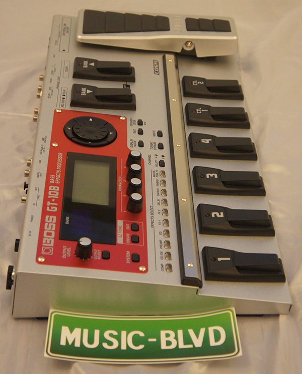 Boss GT-10B Multi-Effects Pedal