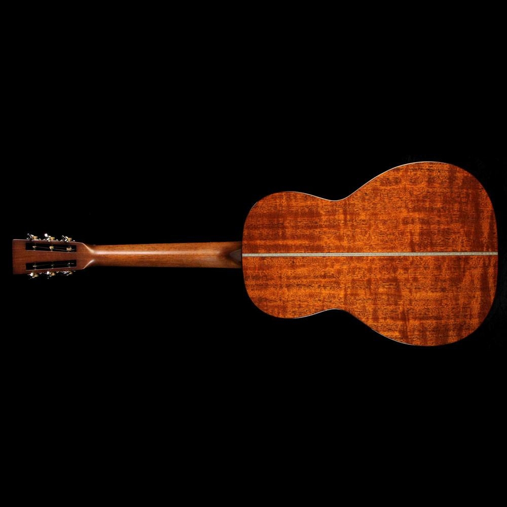 Martin Custom Shop 000-18 12-Fret Quilted Mahogany Acoustic Guitar - Natural