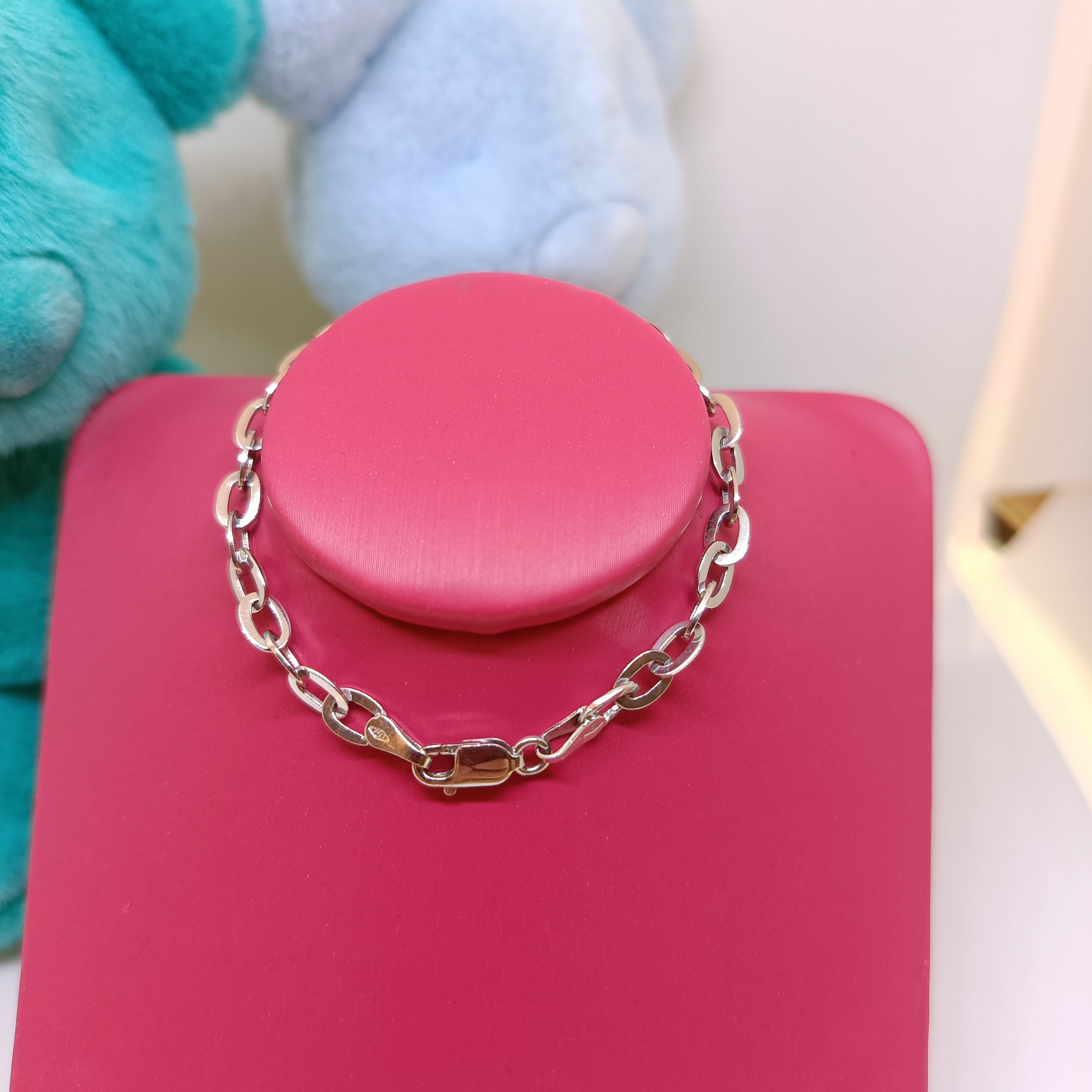 สร้อยข้อมือทอง18K สายตัน เป็นโซ่ห่วงเลข0 งานทองอิตาลี่ 18K ประทับตรา750