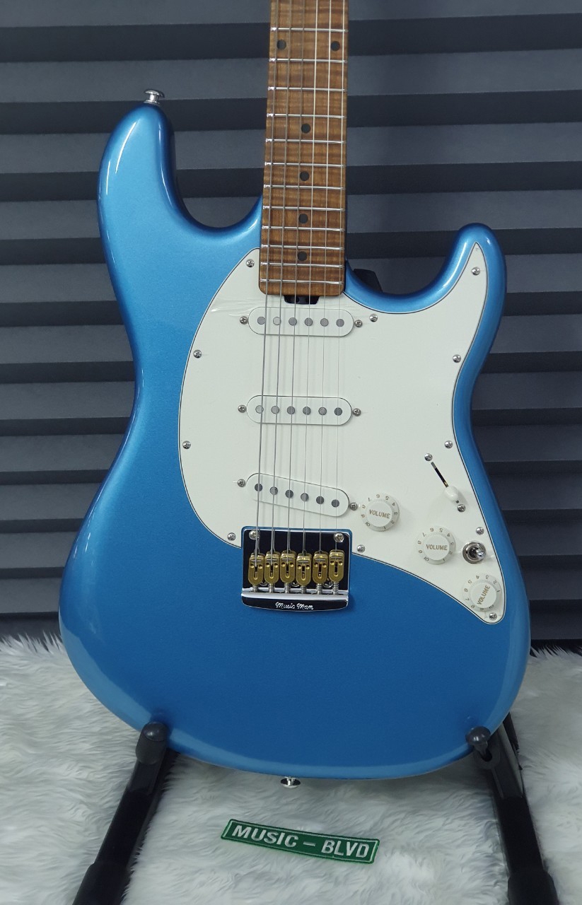Ernie Ball Music Man Hunter Hayes Cutlass Electric Guitar - Tahoe Blue